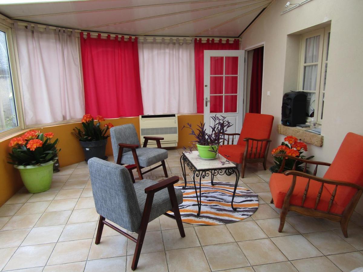 Chambre D'Hotes Mansardee Saint-Ouen-les-Vignes Buitenkant foto